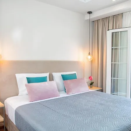 Korina Apartment *
