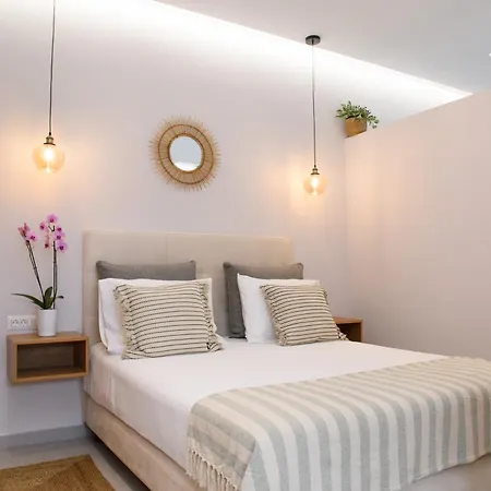 アパート Korina カボス