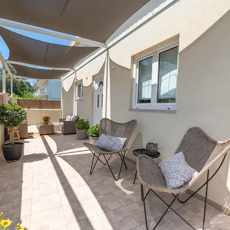 Korina Appartement *
