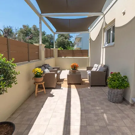 アパート Korina *