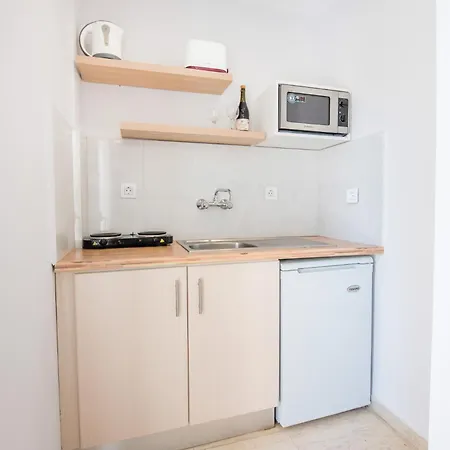 Korina Apartman *
