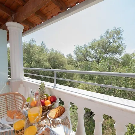 Korina Lejlighed Kávos